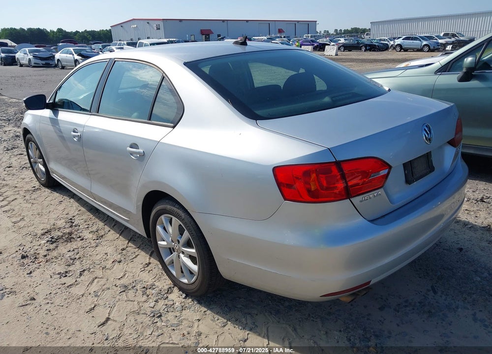 2012 VOLKSWAGEN JETTA VIN: 3VWBP7AJ7CM076382