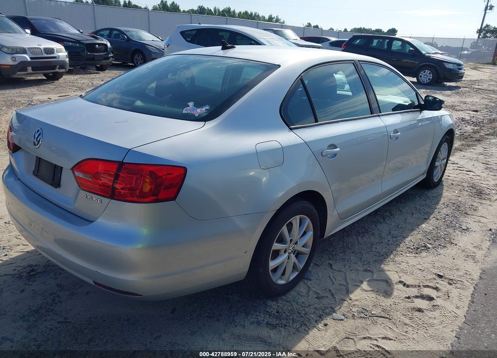 2012 VOLKSWAGEN JETTA VIN: 3VWBP7AJ7CM076382