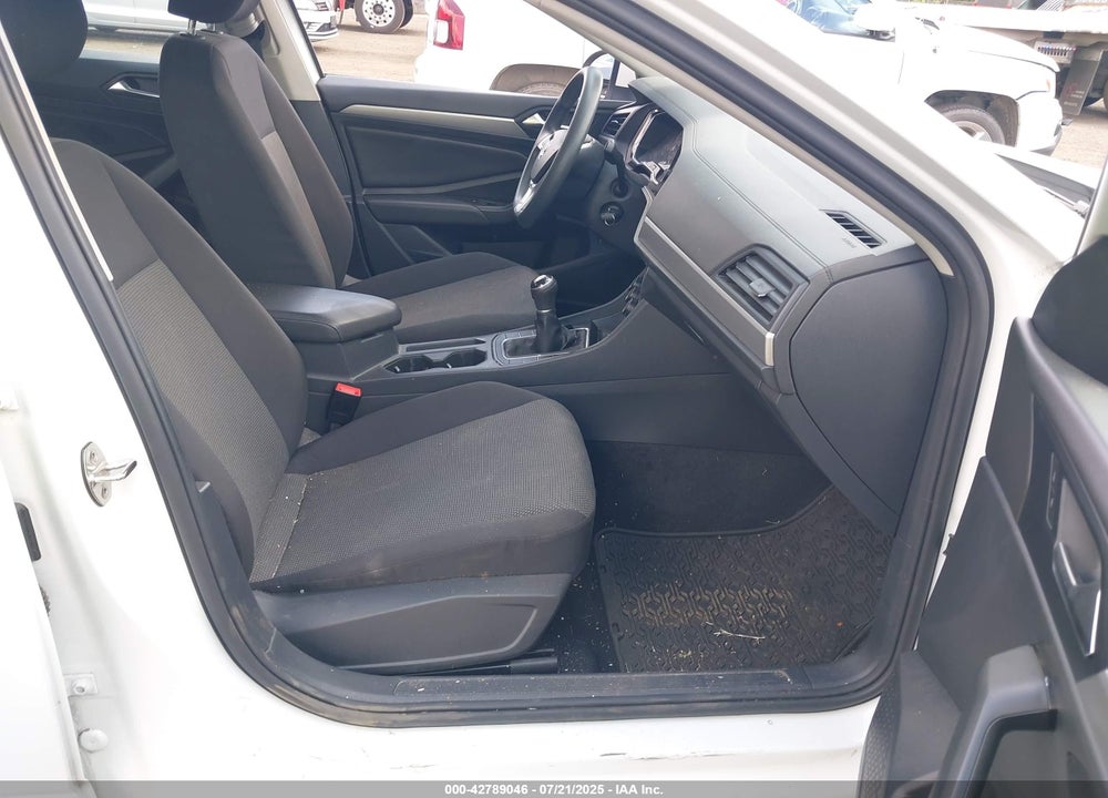 2019 VOLKSWAGEN JETTA VIN: 3VWN57BU9KM116388