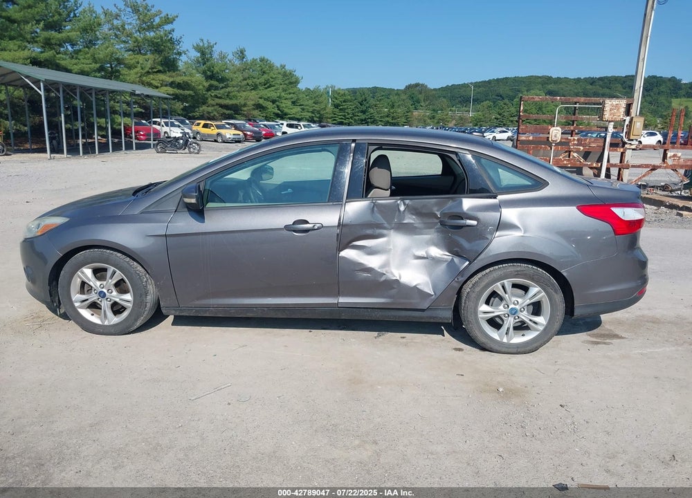 2014 FORD FOCUS VIN: 1FADP3F25EL215456