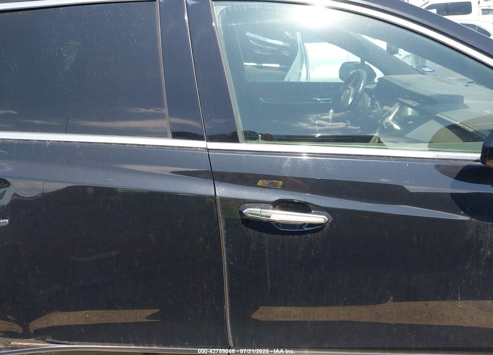 2017 CADILLAC XT5 VIN: 1GYKNFRS2HZ103133