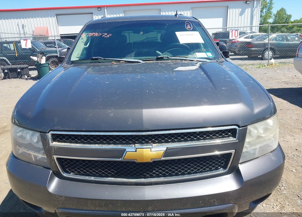 2010 CHEVROLET TAHOE VIN: 1GNUKAE09AR172879