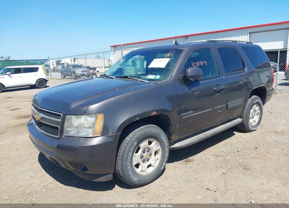 2010 CHEVROLET TAHOE VIN: 1GNUKAE09AR172879