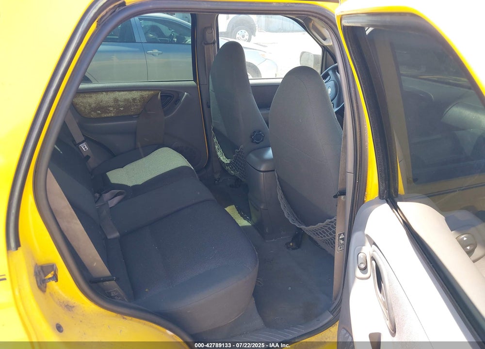 2001 FORD ESCAPE XLT VIN: 1FMYU041X1KA94920