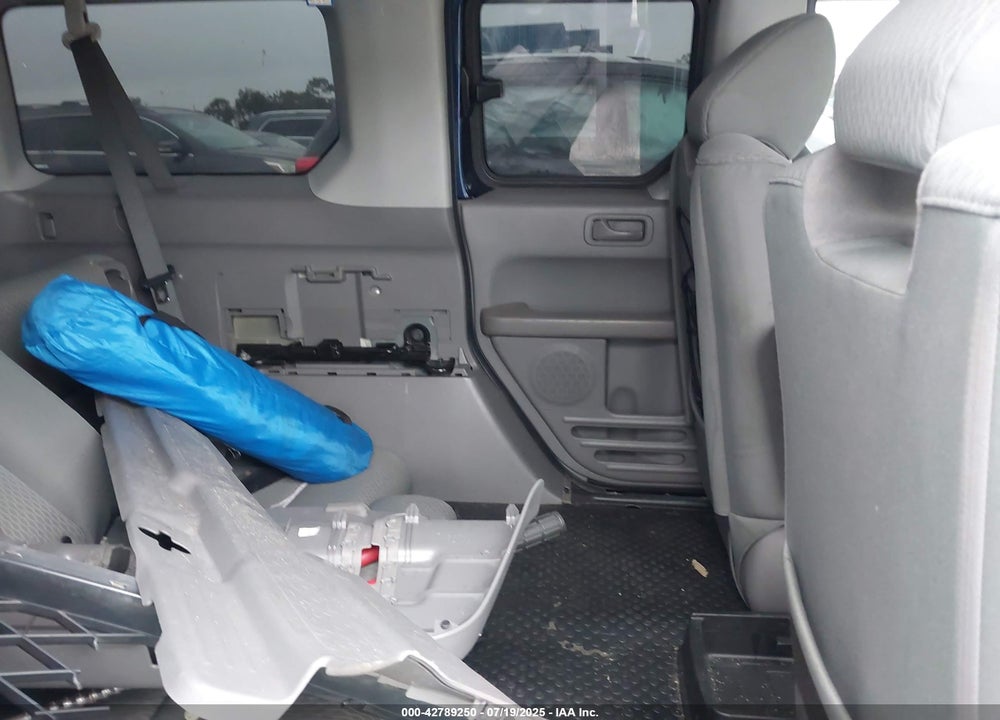 2010 HONDA ELEMENT VIN: 5J6YH1H71AL003440