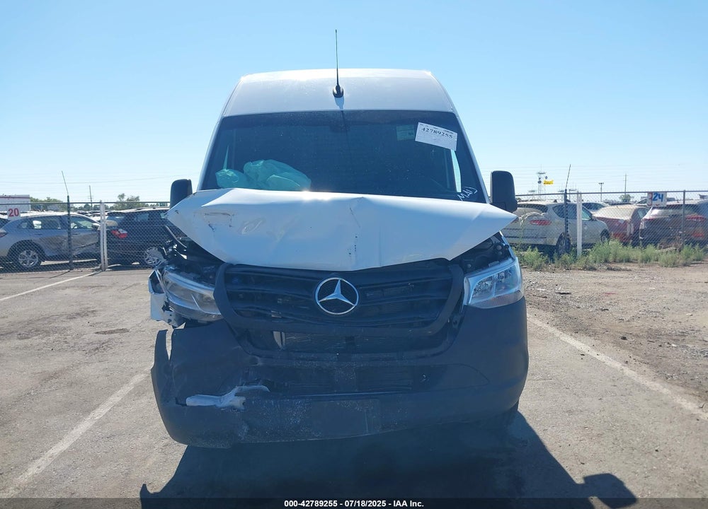 2024 MERCEDES-BENZ SPRINTER 2500 STANDARD ROOF 4-CYL DIESEL VIN: W1Y4KBHY4RT179166