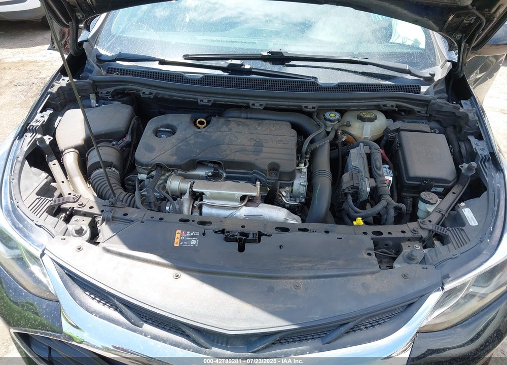 2019 CHEVROLET CRUZE VIN: 1G1BE5SMXK7136145