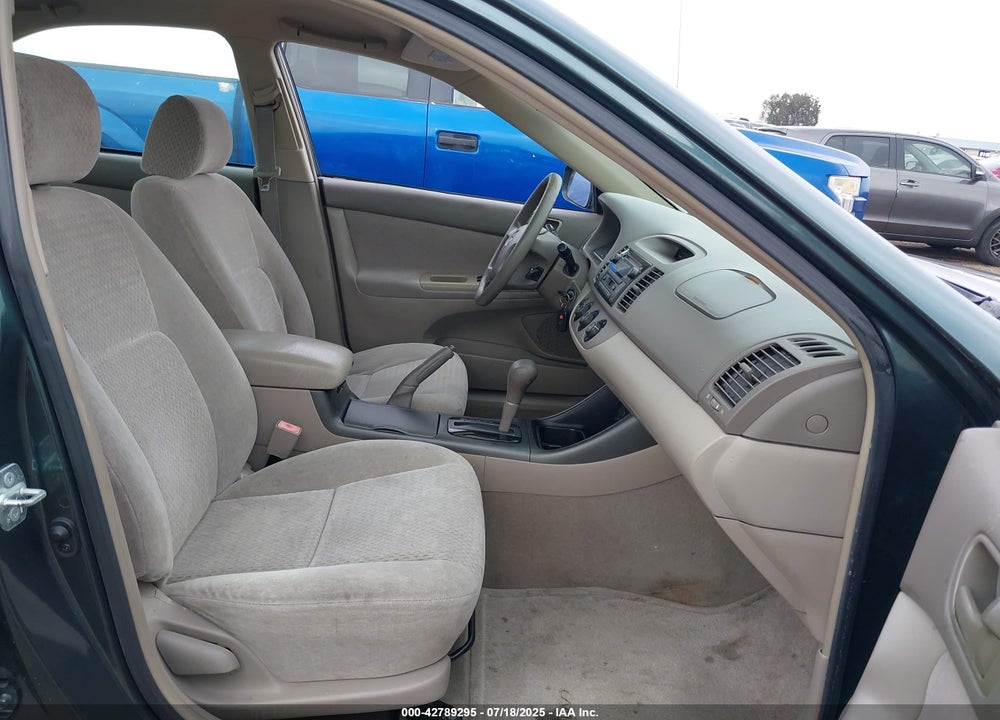 2002 TOYOTA CAMRY LE VIN: 4T1BE32K82U579904