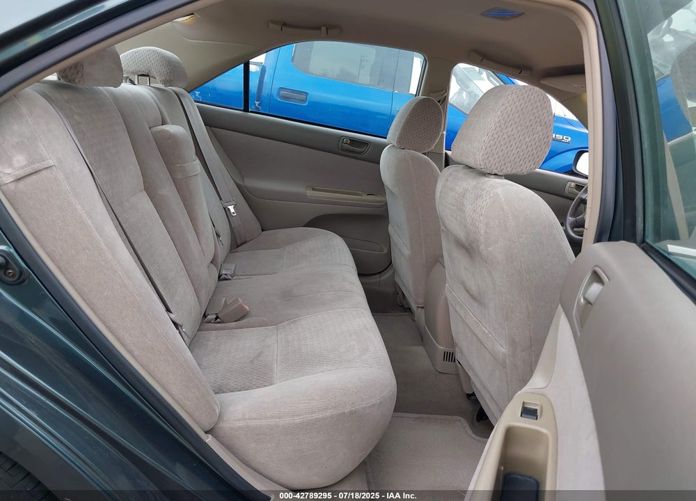 2002 TOYOTA CAMRY LE VIN: 4T1BE32K82U579904