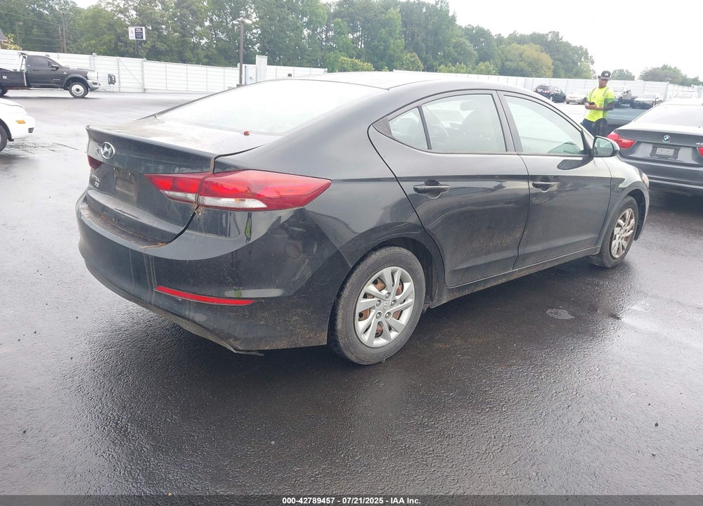 2018 HYUNDAI ELANTRA VIN: KMHD74LF3JU612722