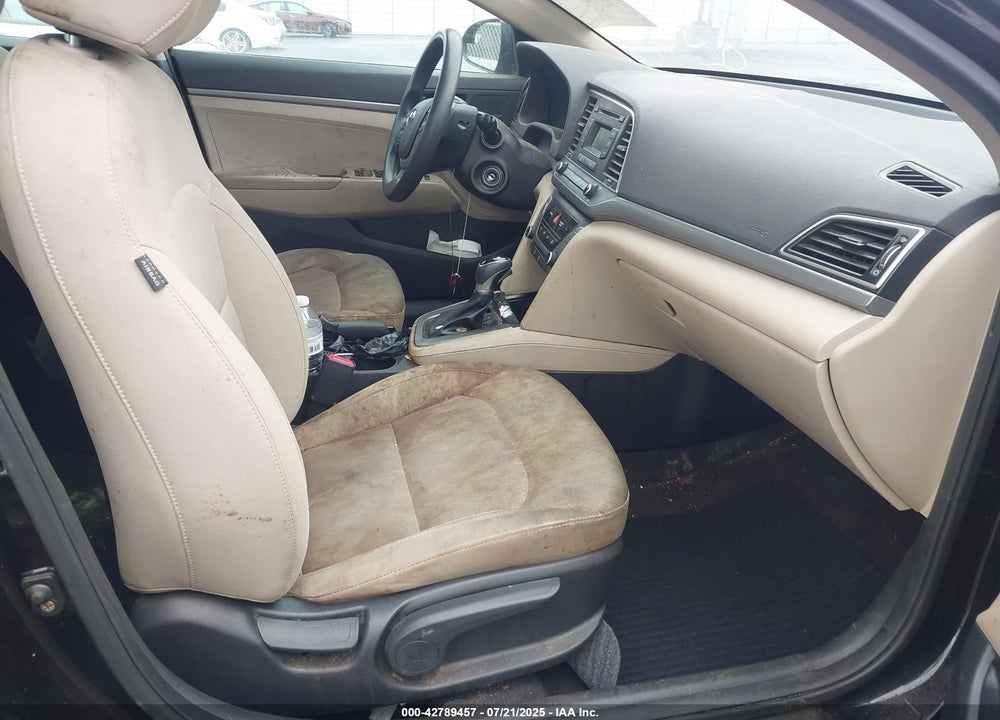 2018 HYUNDAI ELANTRA VIN: KMHD74LF3JU612722