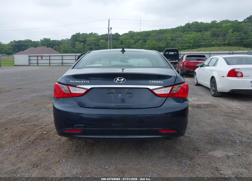 2013 HYUNDAI SONATA GLS VIN: 5NPEB4AC0DH789825