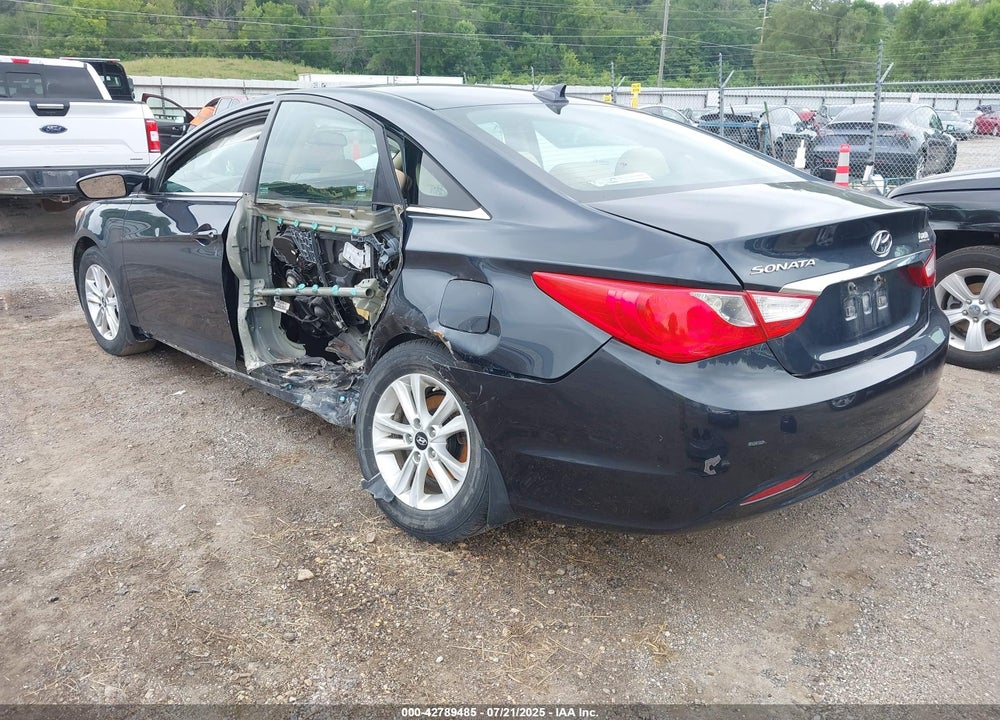 2013 HYUNDAI SONATA GLS VIN: 5NPEB4AC0DH789825