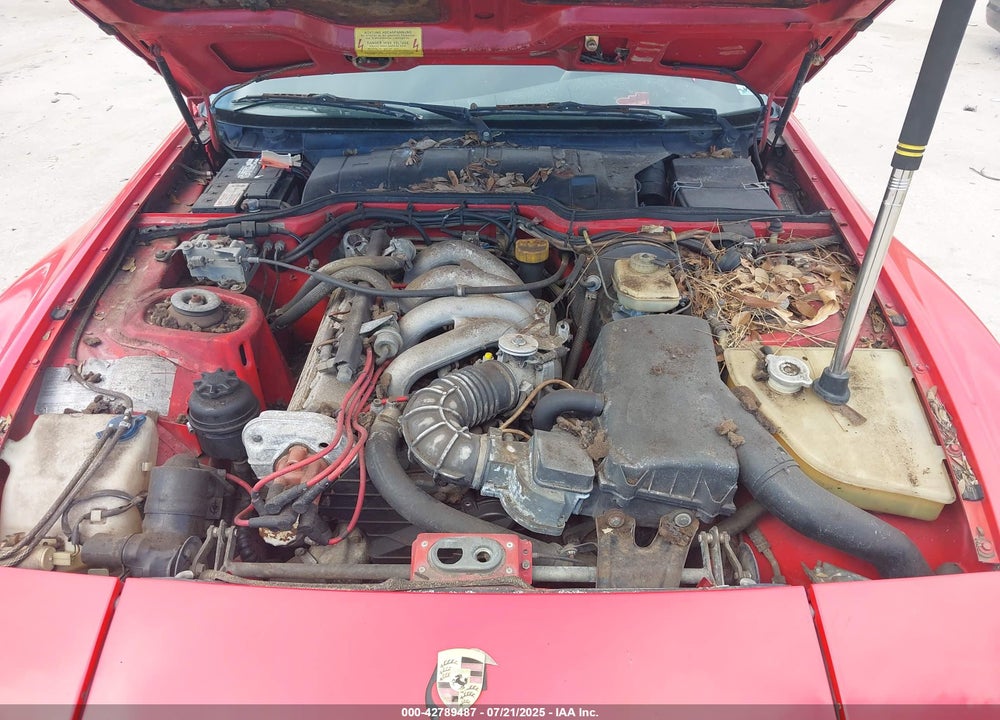 1985 PORSCHE 944 VIN: WP0AA0949FN458218
