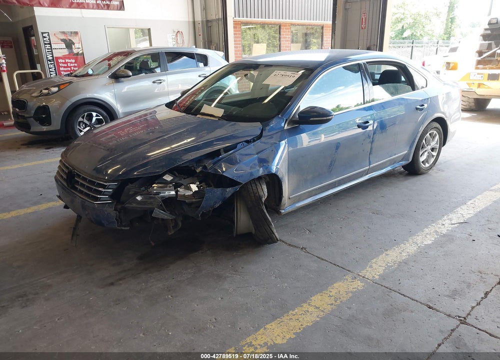 2016 VOLKSWAGEN PASSAT VIN: 1VWAT7A35GC045728