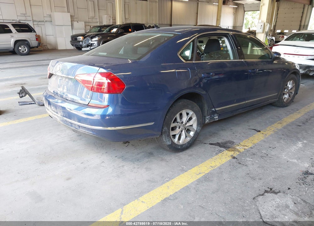 2016 VOLKSWAGEN PASSAT VIN: 1VWAT7A35GC045728