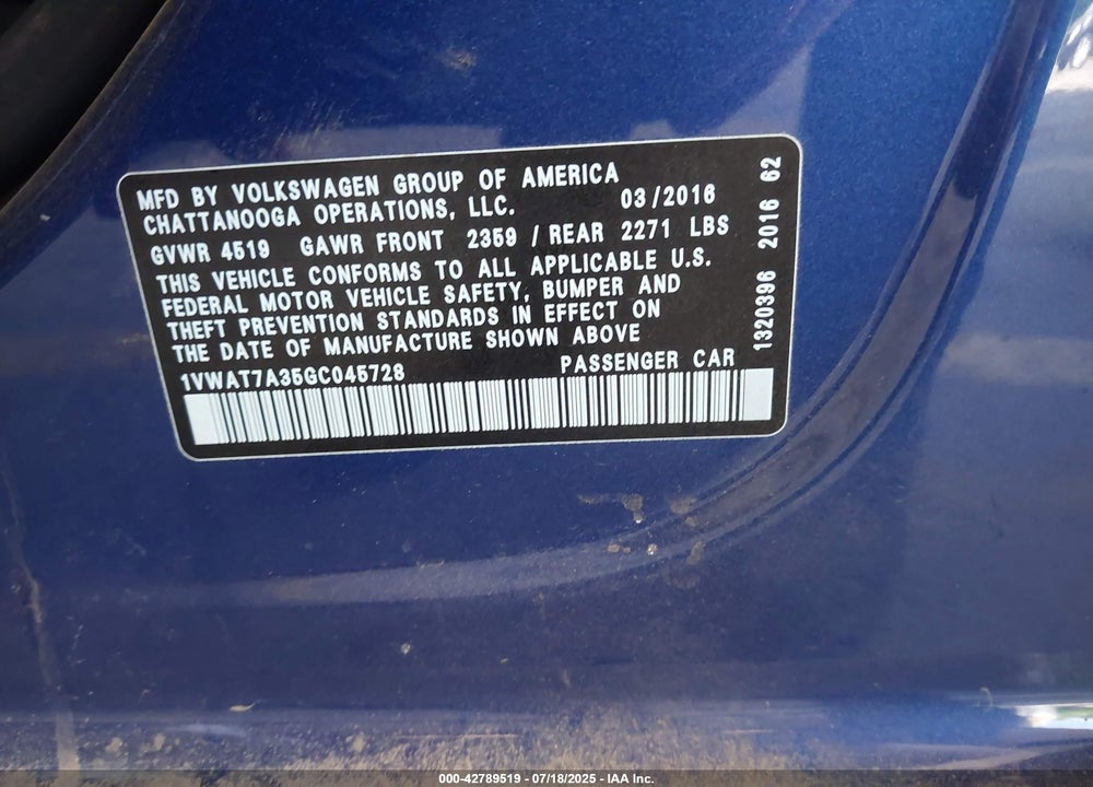 2016 VOLKSWAGEN PASSAT VIN: 1VWAT7A35GC045728
