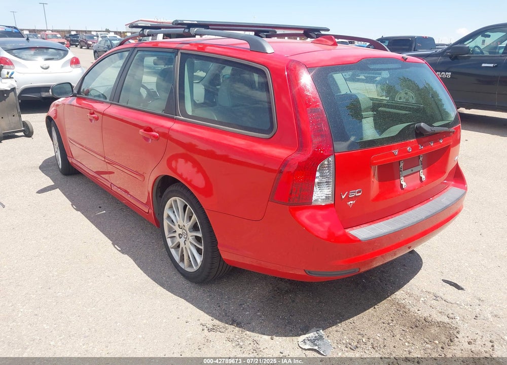 2009 VOLVO V50 VIN: YV1MW382292496311