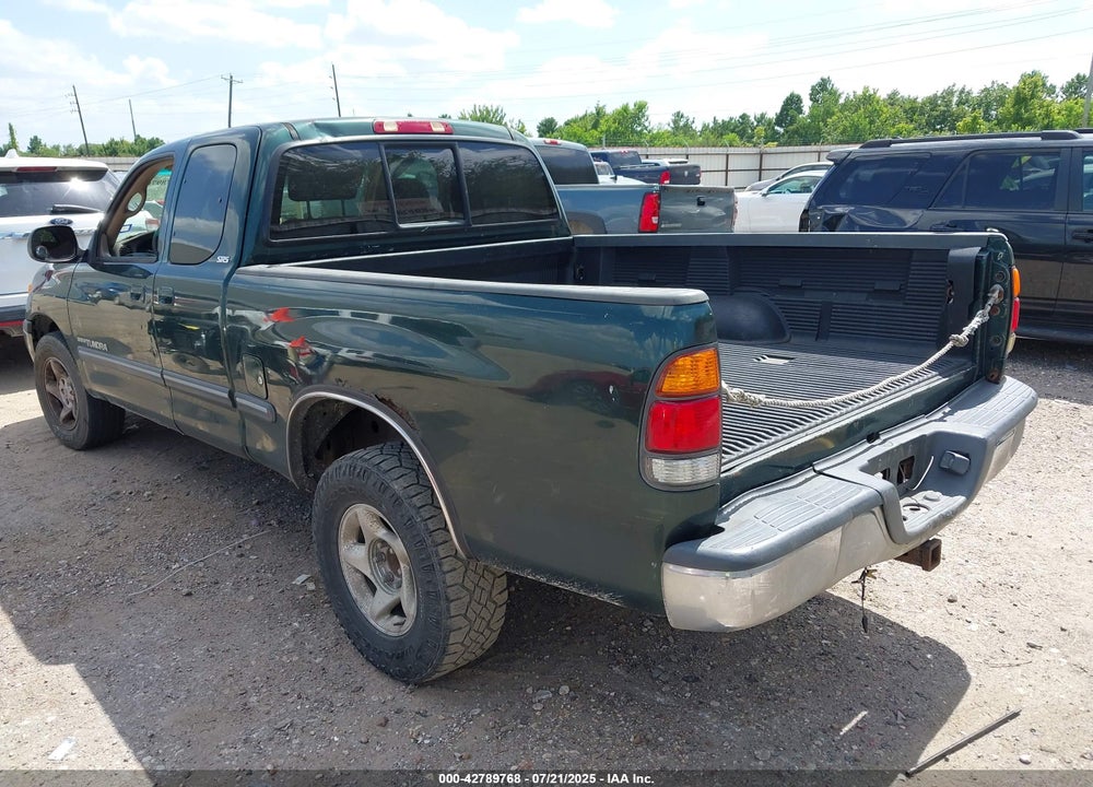 2002 TOYOTA TUNDRA SR5 V8 VIN: 5TBBT44112S236837