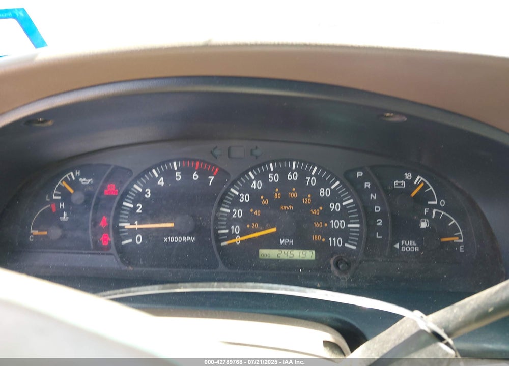 2002 TOYOTA TUNDRA SR5 V8 VIN: 5TBBT44112S236837