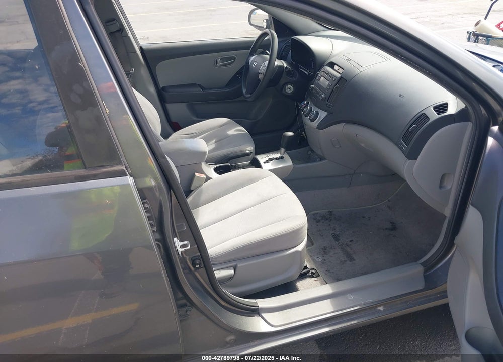 2007 HYUNDAI ELANTRA VIN: KMHDU46D57U265891
