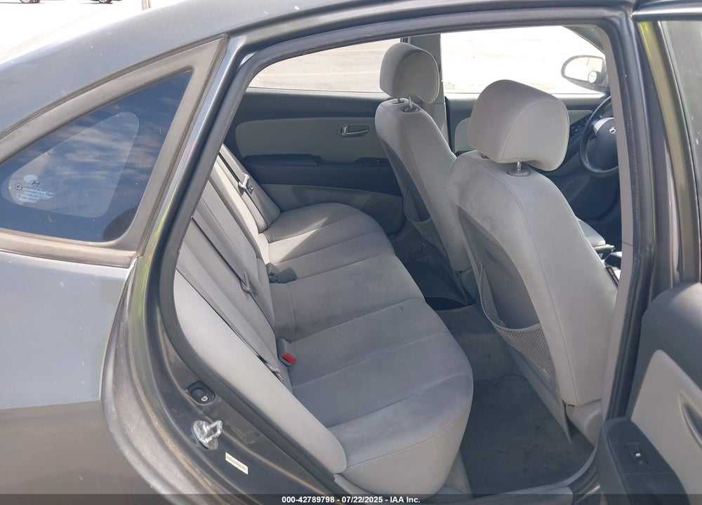 2007 HYUNDAI ELANTRA VIN: KMHDU46D57U265891