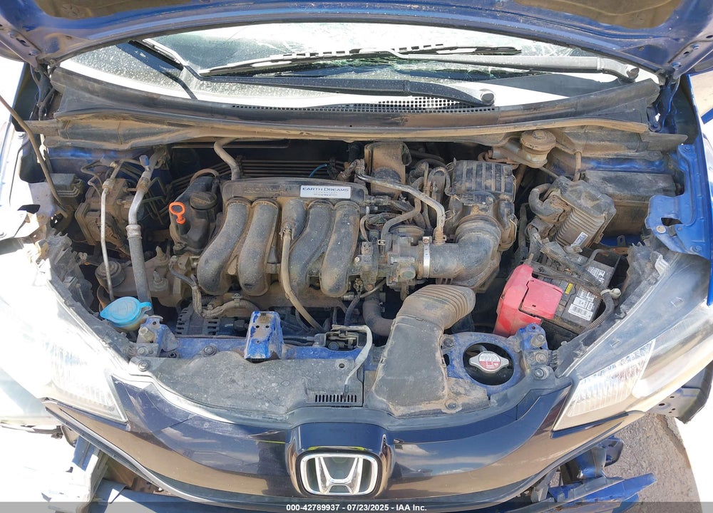2015 HONDA FIT VIN: 3HGGK5G56FM755569