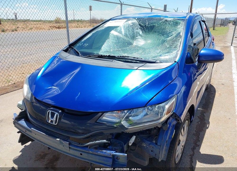 2015 HONDA FIT VIN: 3HGGK5G56FM755569