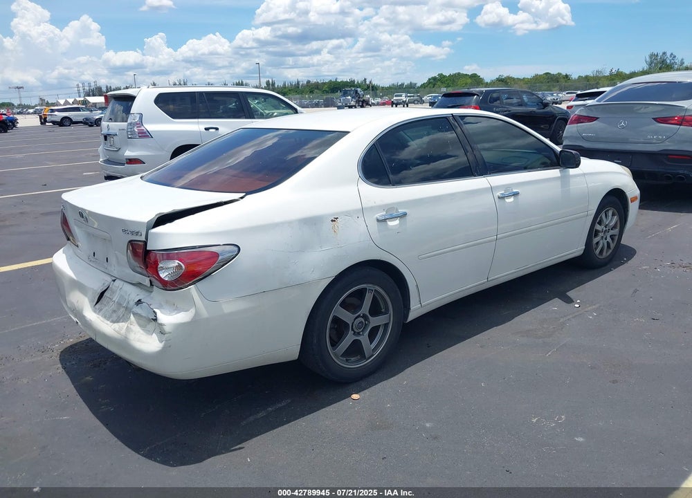 2004 LEXUS ES 330 VIN: JTHBA30GX45038511