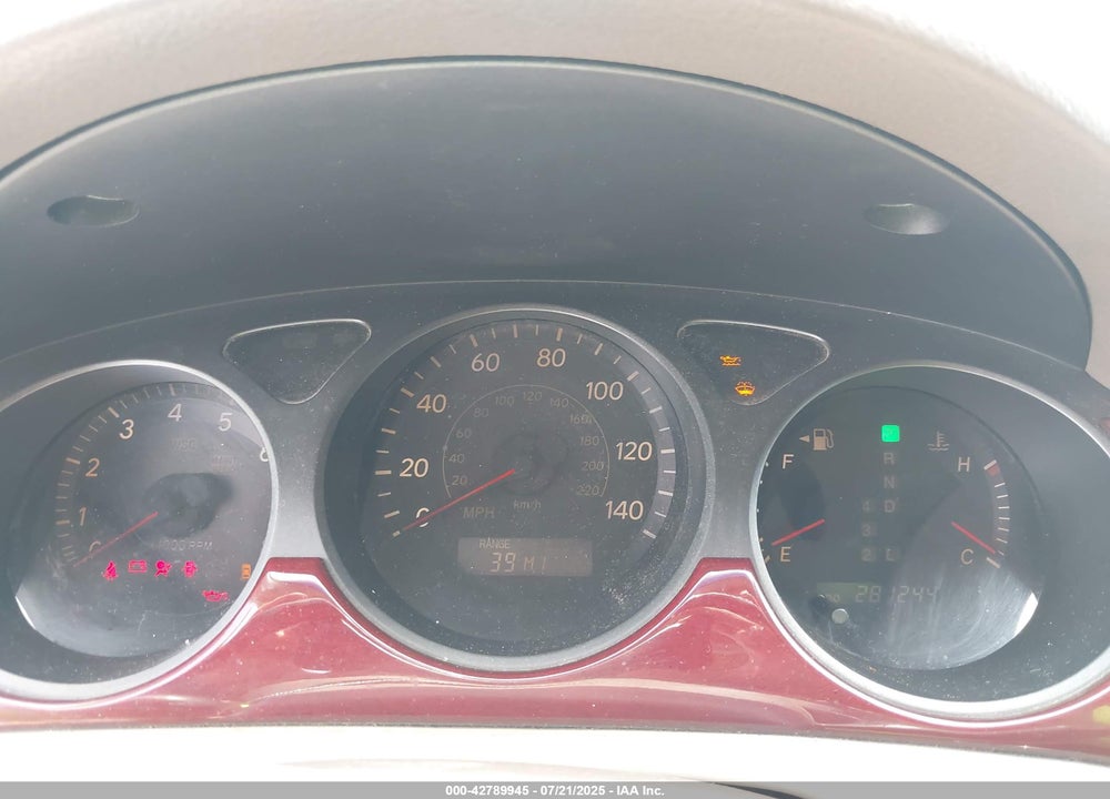 2004 LEXUS ES 330 VIN: JTHBA30GX45038511