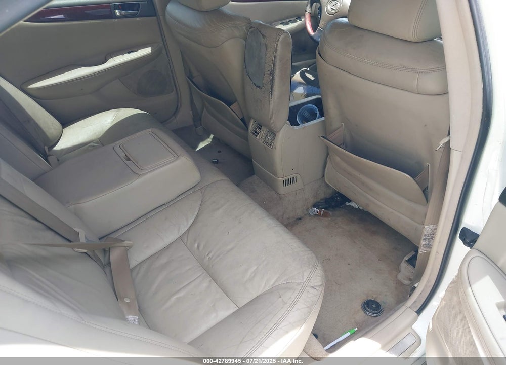 2004 LEXUS ES 330 VIN: JTHBA30GX45038511