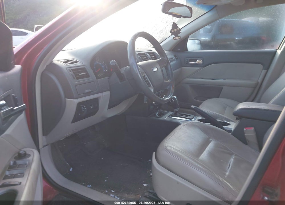 2011 FORD FUSION VIN: 3FAHP0JG9BR112041