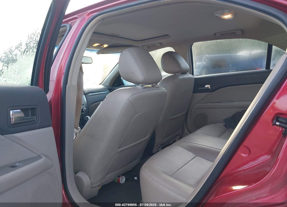 2011 FORD FUSION VIN: 3FAHP0JG9BR112041