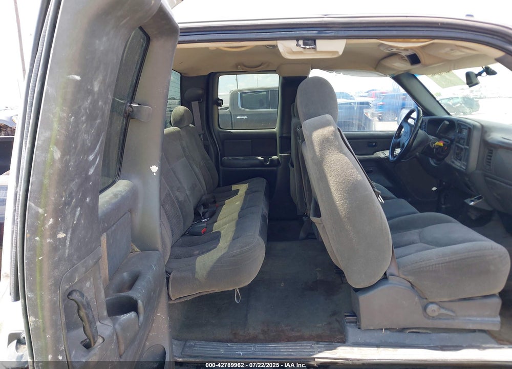 2003 CHEVROLET SILVERADO 1500 LS VIN: 1GCEK19T03E232561