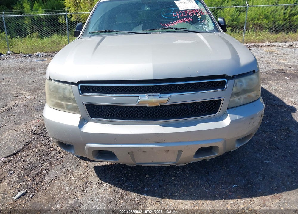 2009 CHEVROLET TAHOE VIN: 1GNFC13CX9R215589