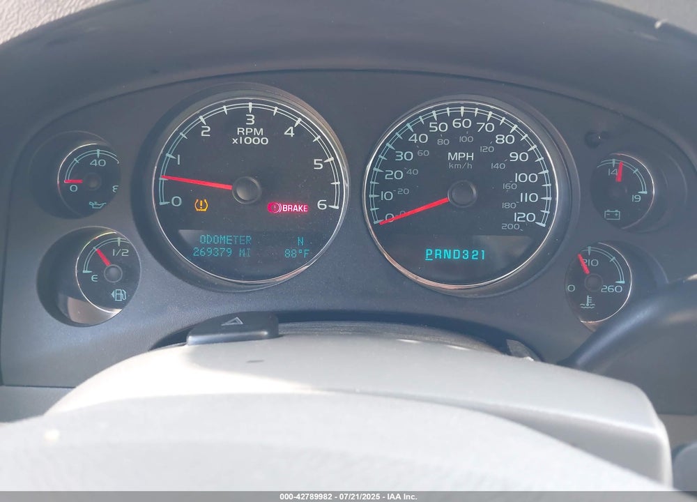 2009 CHEVROLET TAHOE VIN: 1GNFC13CX9R215589