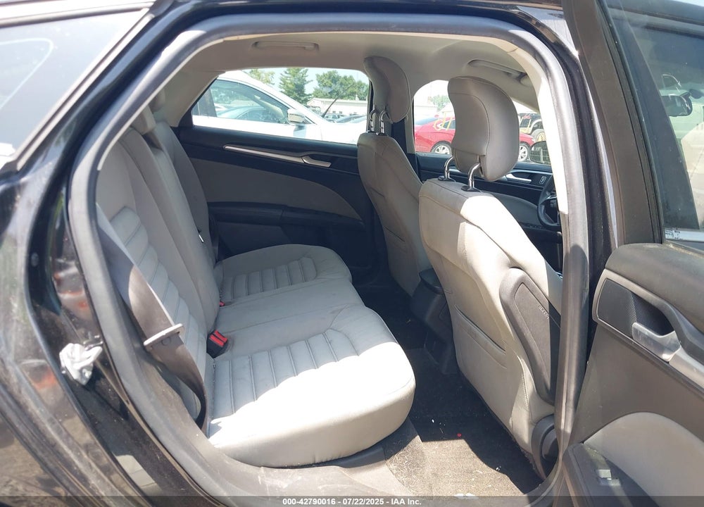 2014 FORD FUSION VIN: 3FA6P0G78ER388651