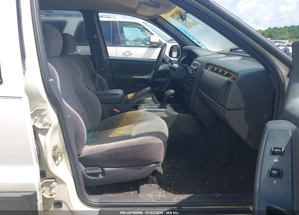 2001 JEEP GRAND CHEROKEE VIN: 1J4GW48S81C520385