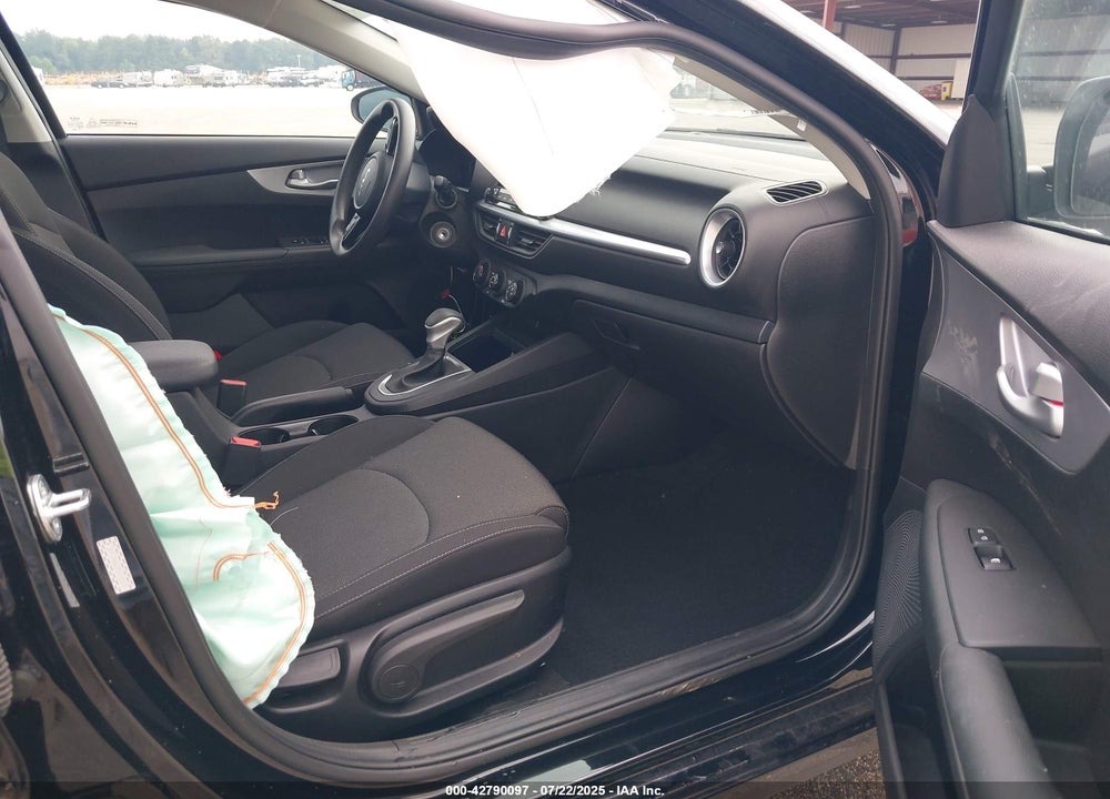 2023 KIA FORTE LXS VIN: 3KPF24ADXPE618599