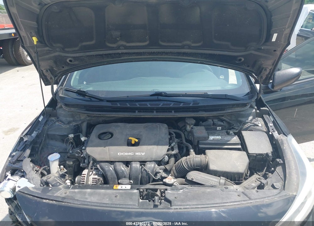 2017 KIA FORTE VIN: 3KPFK4A78HE077998