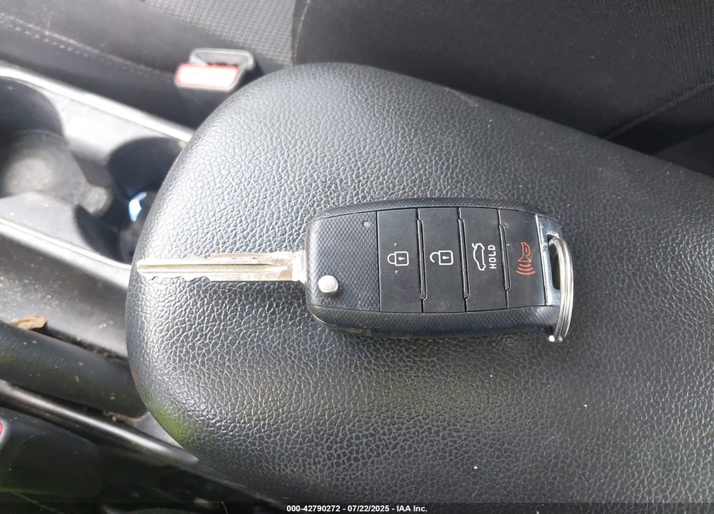 2017 KIA FORTE VIN: 3KPFK4A78HE077998