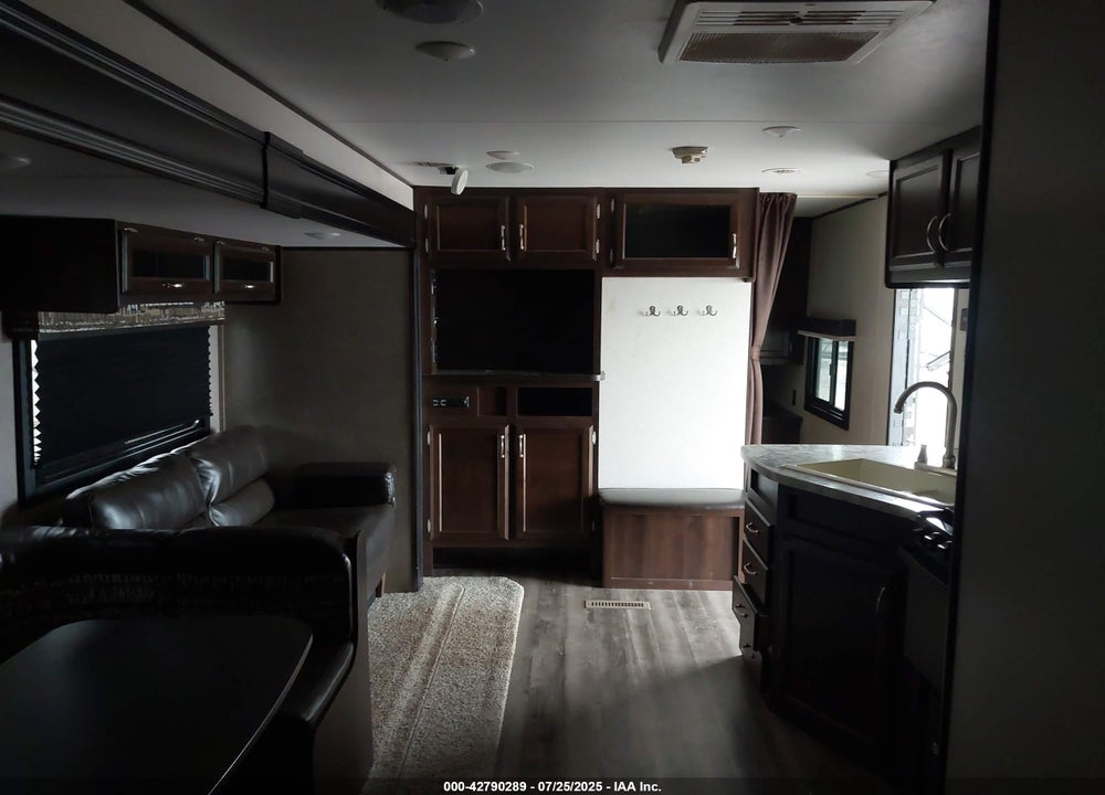 2018 JAYCO JAY FLIGHT SLX SERIES VIN: 1UJBJ0BS7J17M0399