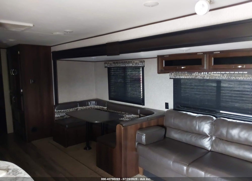2018 JAYCO JAY FLIGHT SLX SERIES VIN: 1UJBJ0BS7J17M0399