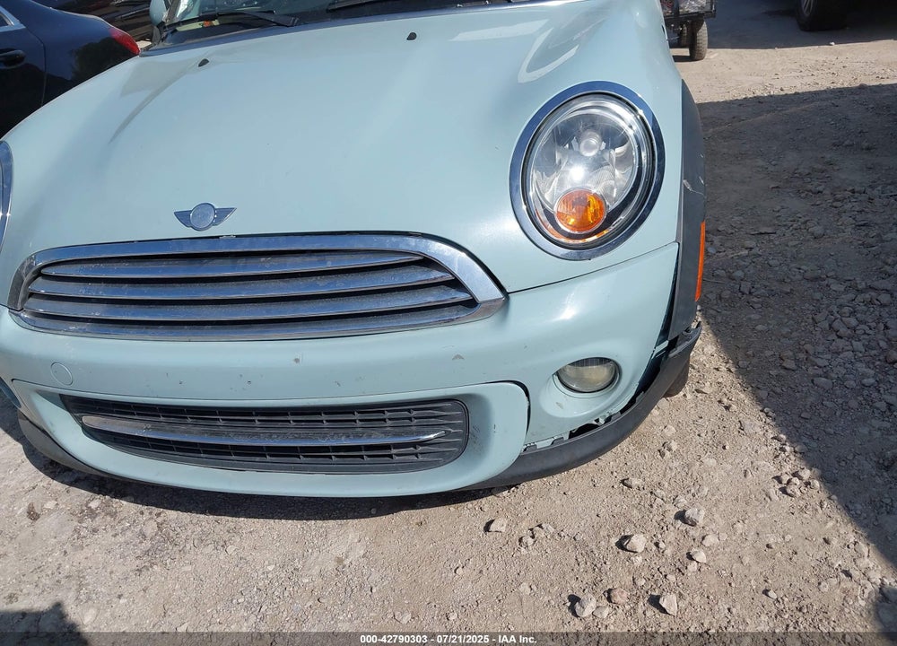 2013 MINI COOPER VIN: WMWZF3C59DT491328