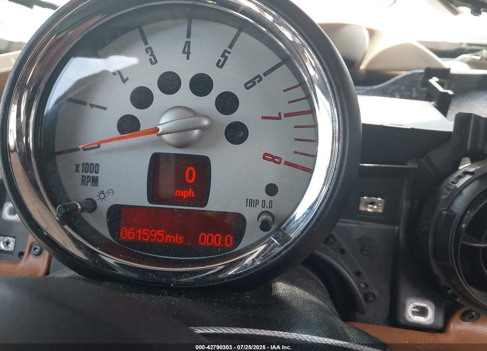 2013 MINI COOPER VIN: WMWZF3C59DT491328