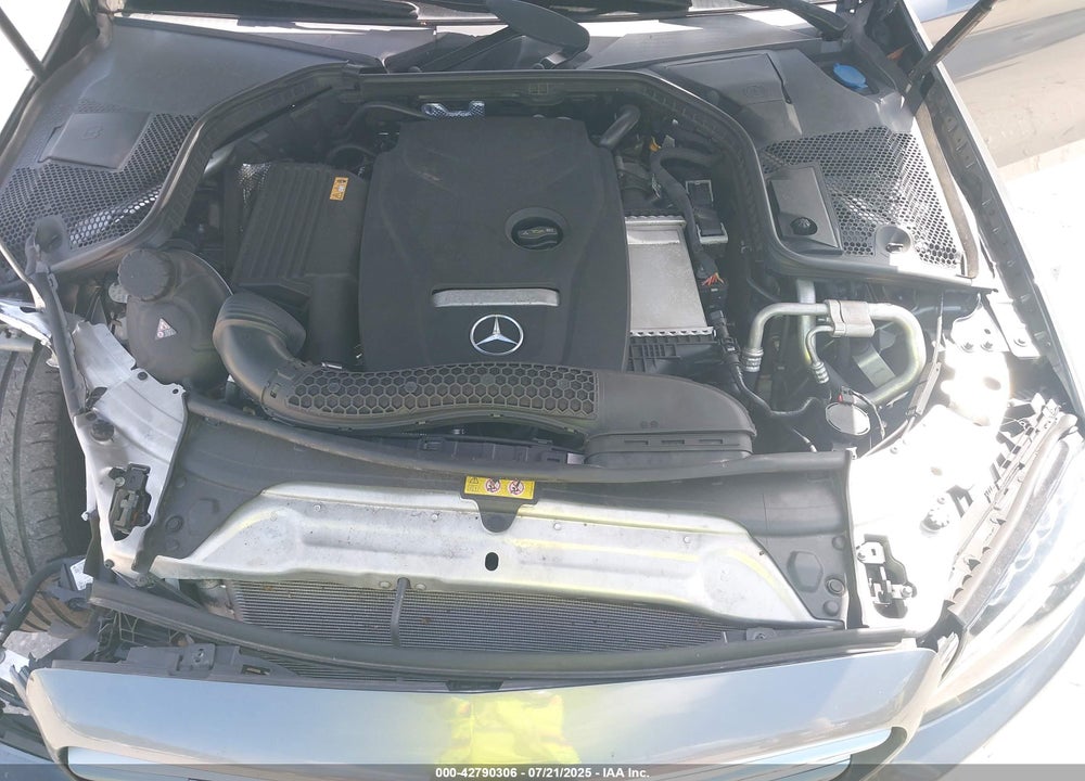 2018 MERCEDES-BENZ C 300 4MATIC VIN: 55SWF4KB4JU236022