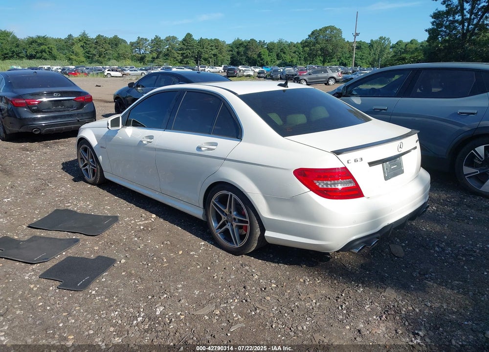 2012 MERCEDES-BENZ C CLASS VIN: WDDGF7HB6CA725179