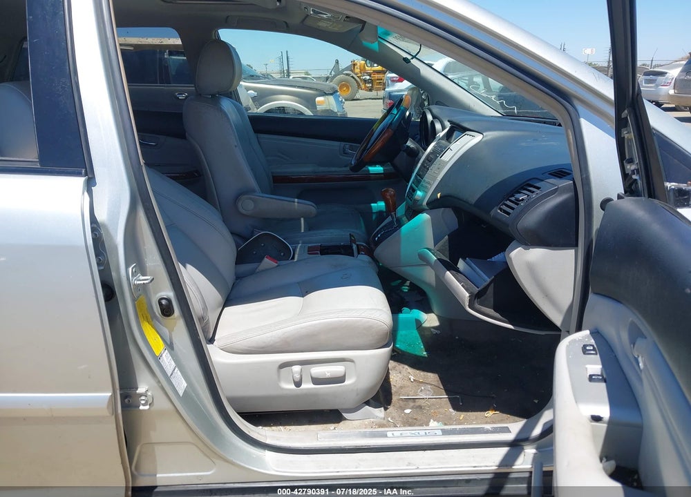 2004 LEXUS RX 330 VIN: JTJHA31UX40074127