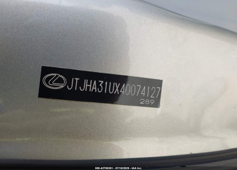 2004 LEXUS RX 330 VIN: JTJHA31UX40074127