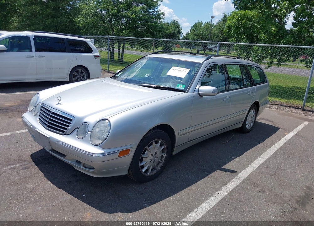 2000 MERCEDES-BENZ E 320 4M VIN: WDBJH82J1YX037111